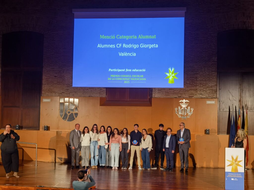 El alumnado del Centro de Formación Profesional Rodrigo Giorgeta recibe una Mención de Honor en los I Premios CECV